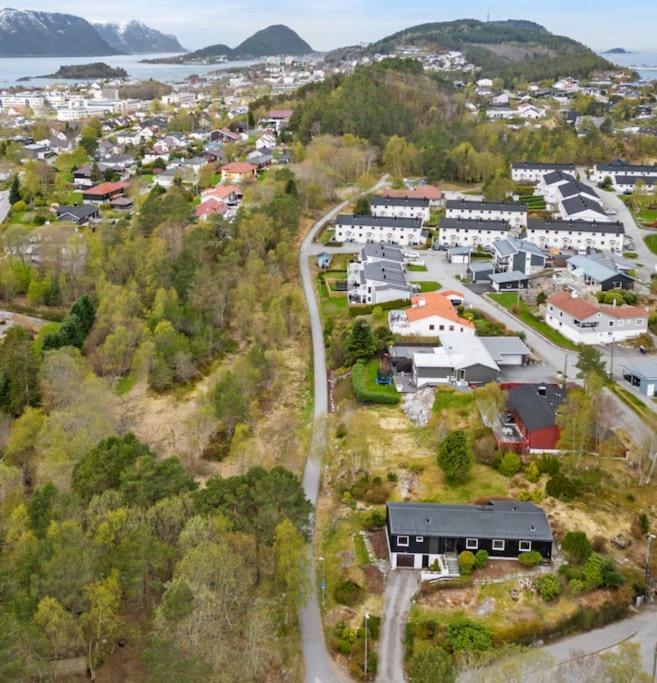 Tranquil Haven Villa Ålesund Eksteriør bilde